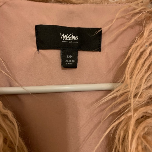 Mauve Faux Fir Vest - Picture 4 of 4